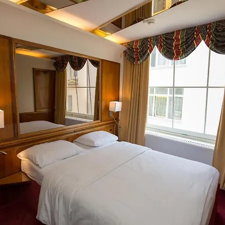 Rembrandtplein Hotel *