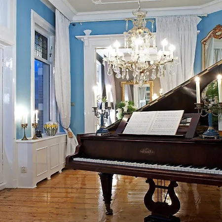 Breitner House 5*