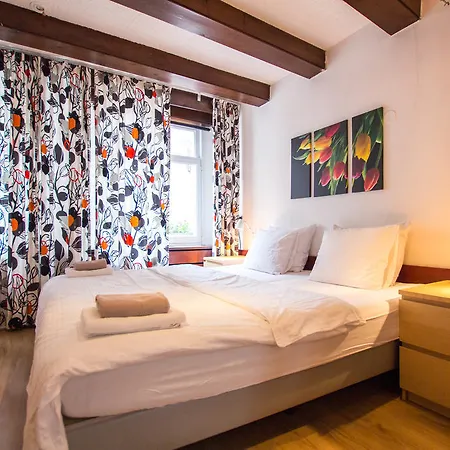 Green Apple Holiday - Lijnbaansgracht * Amsterdam