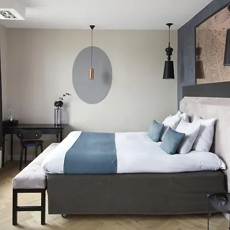 No. 377 House Hotel 3*