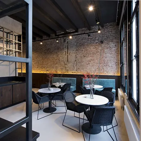 Hotel Boutique Oosteinde 3*