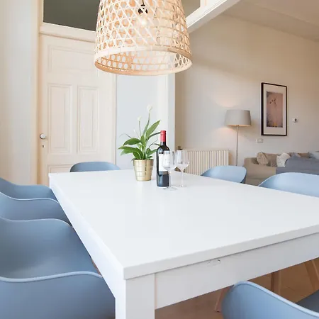 Nassau Canal Bed & Breakfast Amsterdam