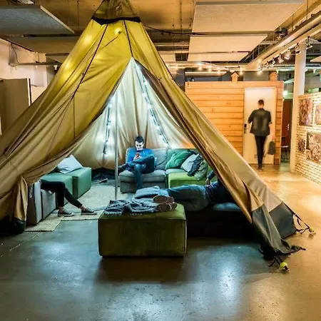 Clinkmama Hostel *