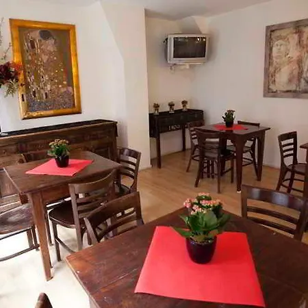 Hotel Quentin England