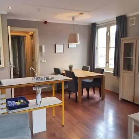 Old City Bed & Breakfast 3*