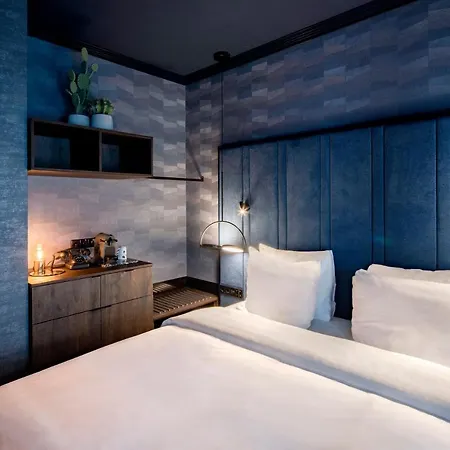 The Highlander Hotel Amsterdam