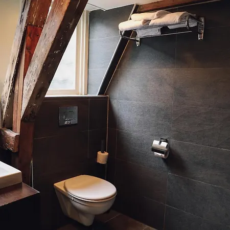 Hotell Corner House *