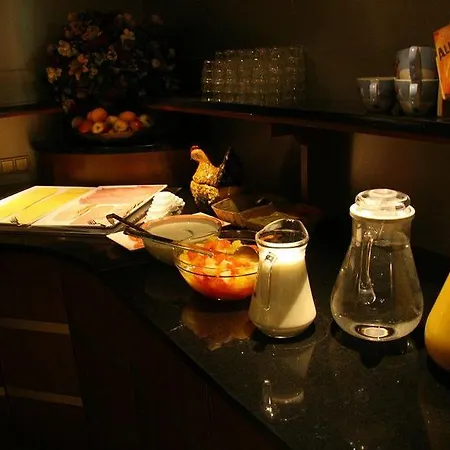 Huygens Place 4*