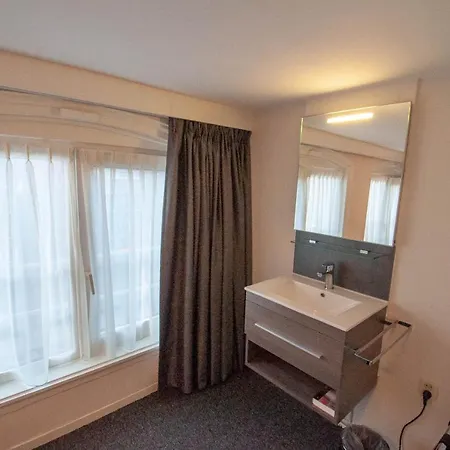 Hotel Crown