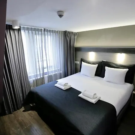 City Hotel Amsterdam 3* Amsterdam
