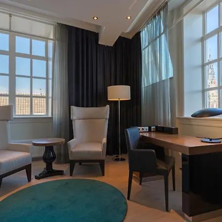 Hotel Radisson Blu Hotel, City Center 4*