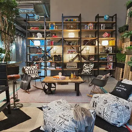 Moxy Houthavens Otel