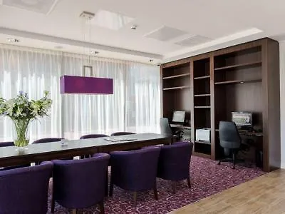 Hampton By Hilton Arena Boulevard 3*