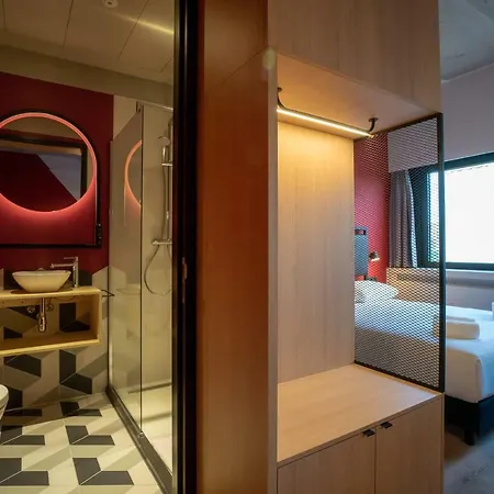 Via Hotel 4*