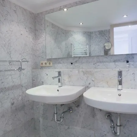 Bed & Breakfast Empiric Keizersgracht *