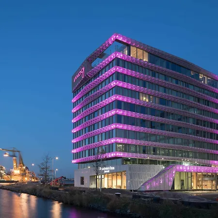 By Marriott Houthavens 4* Amsterdam