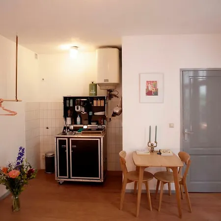 The One Roomed