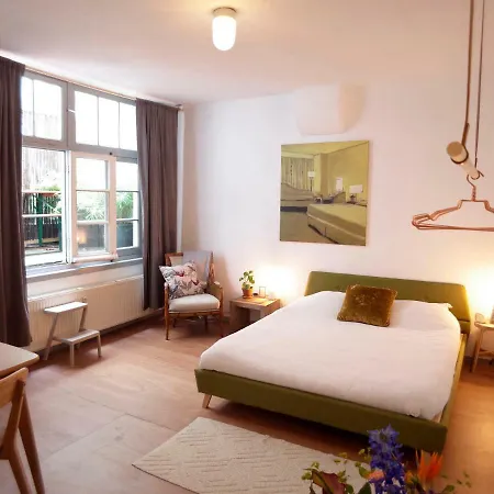 The One Roomed 3* Amsterdam