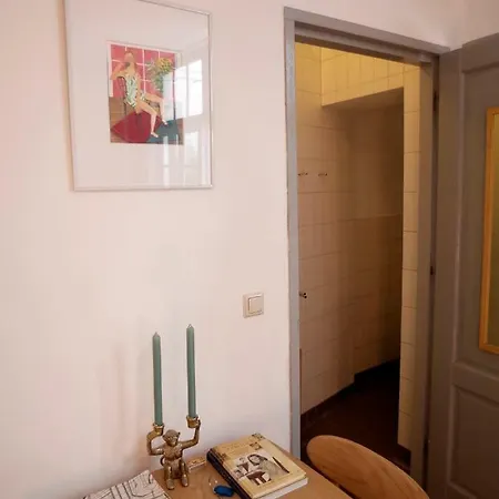 Bed & Breakfast The One Roomed Amsterdam