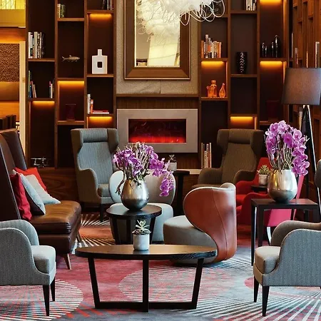 Moevenpick City Centre 4*