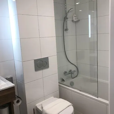 Avenue 3* Amsterdam