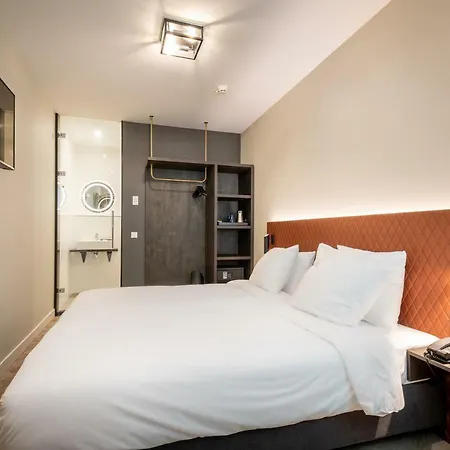Hotel New Kit