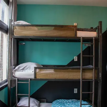 Hostel Leidseplein Amsterdam