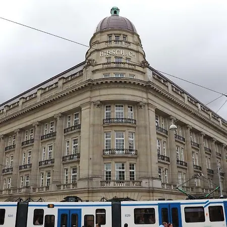 Hostel Leidseplein *