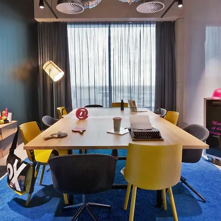 Moxy Houthavens