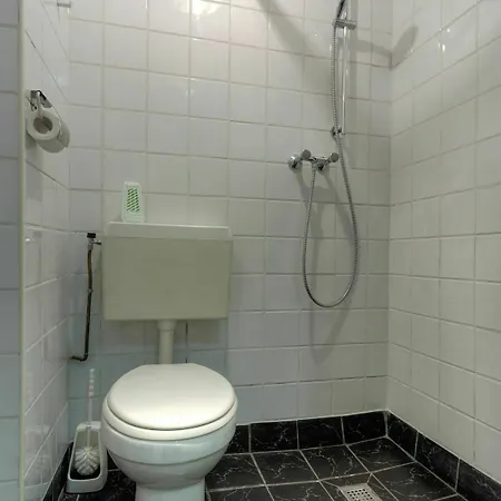 Canal View Hotel 2*