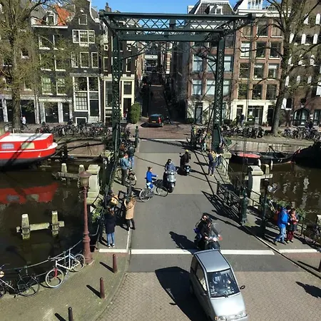 Bridge Bed & Breakfast Amsterdam