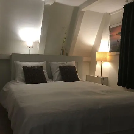 Nine Streets Bed & Breakfast 3*
