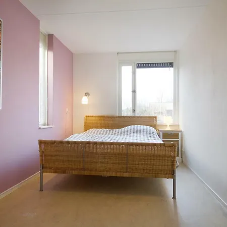 Johan's With Roofterrace And Cheap Parking - Since 2014 *