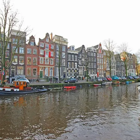 Romantic Jordaan Canalsuite Near Anne Frank House B&B 2*