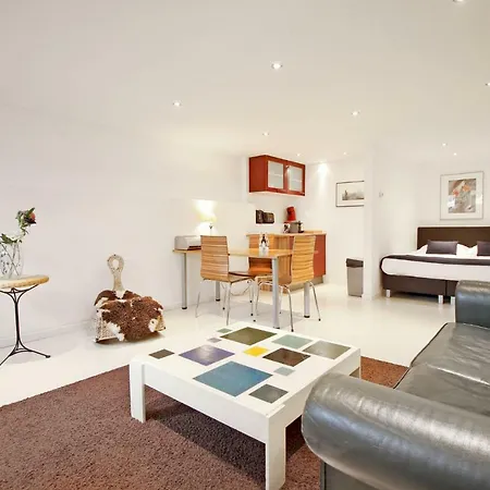 B&B Romantic Jordaan Canalsuite Near Anne Frank House 2*