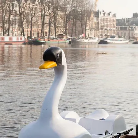 Houseboat Little Amstel Hotel na wodzie *