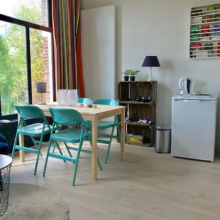 Artis Zoo Studio Habitación en casa particular *
