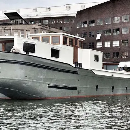 Boat & Boost * Amsterdam