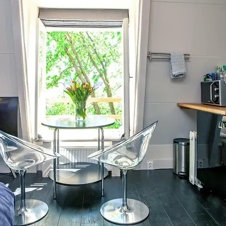 Zwanestein Canal House Oda ve Kahvaltı 3*