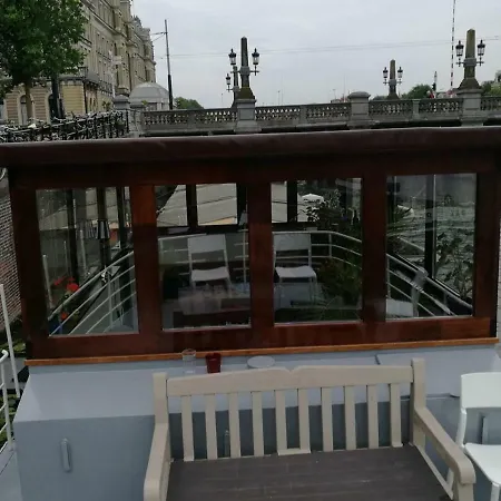 Houseboat Rose Appartamento