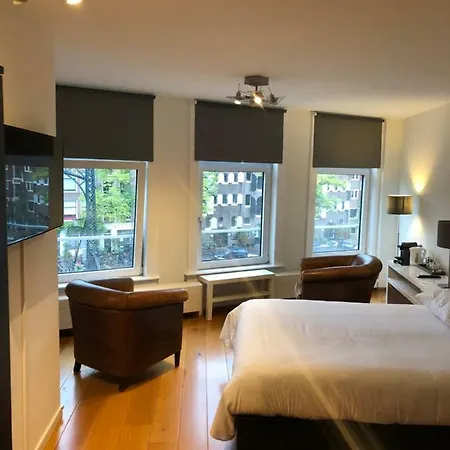 Bridge Bed & Breakfast 3*