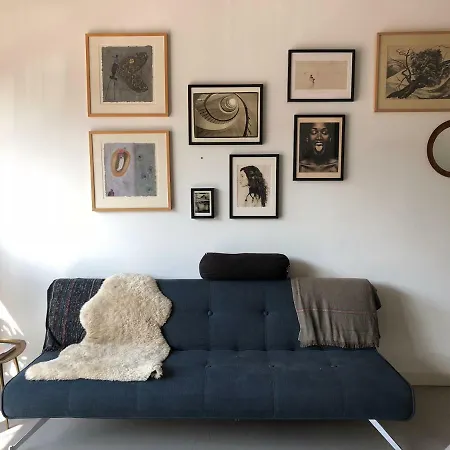 Chez Odette - Free Bikes & Private Car Parking Homestay Amsterdam
