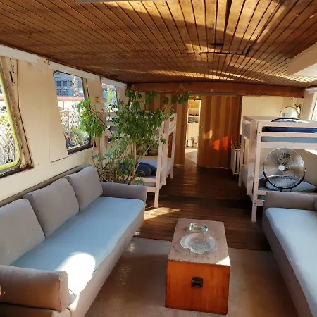 Hotel en barco Beagle Family Houseboat Ámsterdam