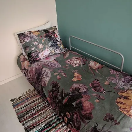 Homestay Connect