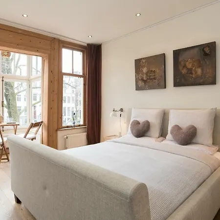 Bed and Breakfast A