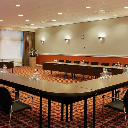 Holiday Inn Amsterdam Hotel 4*