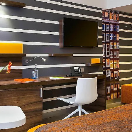 Holiday Inn Amsterdam 4* Amsterdam