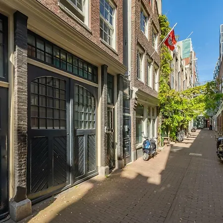 Bed & Breakfast Dam Square *