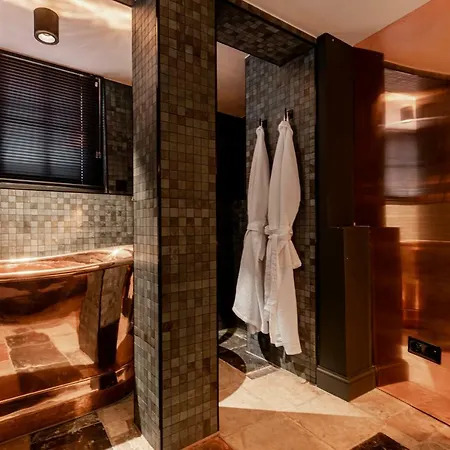 Hotel Boutique The Craftsmen 4*