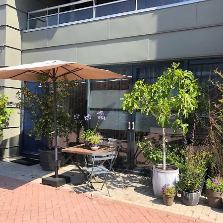Chez Odette - Free Bikes & Private Car Parking *